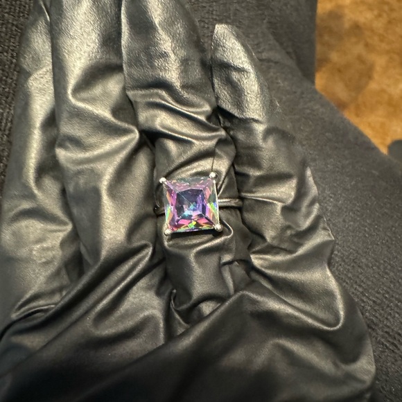 SOLD!!!!!BRAND NEW MYSTIC TOPAZ RING - Picture 7 of 10